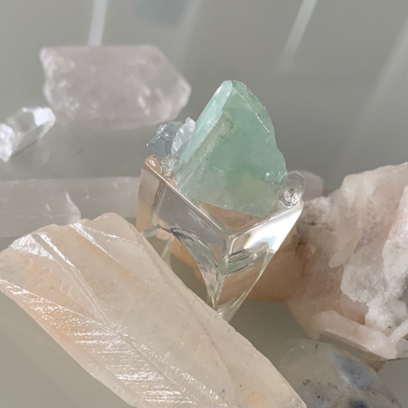 Re-worked Acrylic Ring - Picture 5 of 8